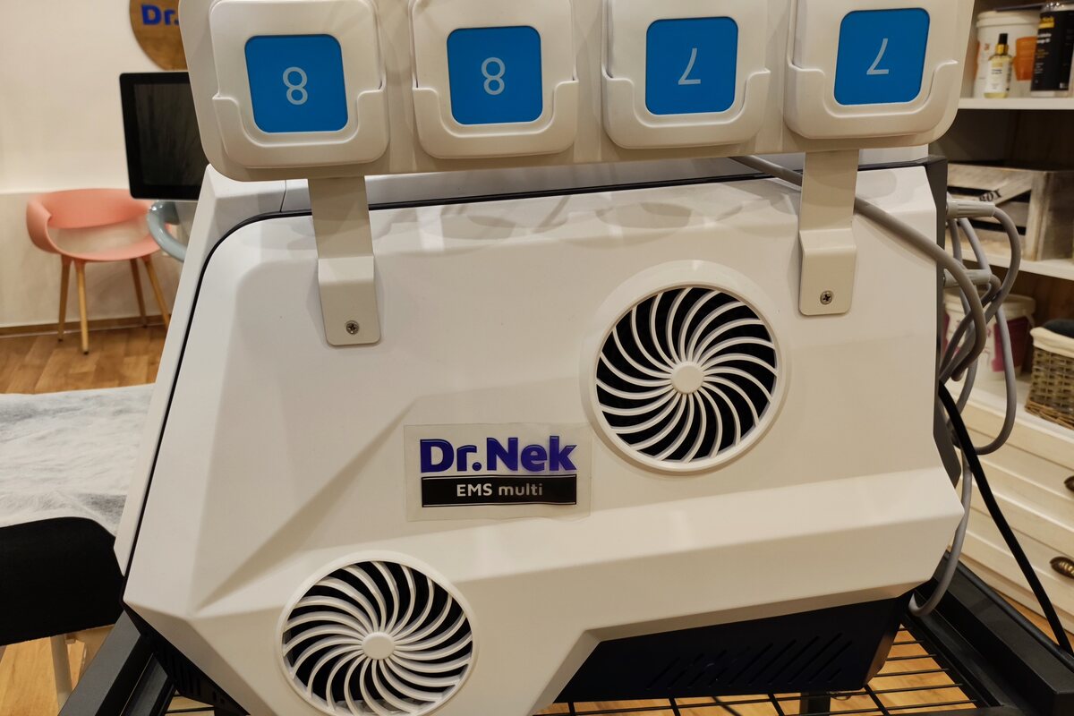 Dr.Nek EMS
